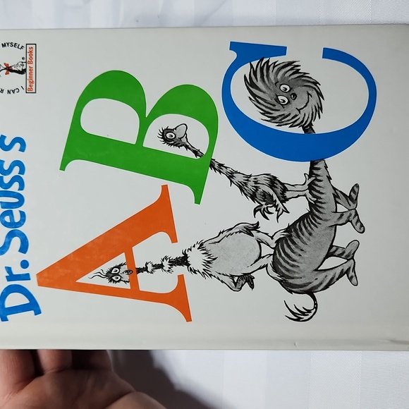 Dr. Seuss Colorful Book Trio - Red, Blue, White - Picture 7 of 8